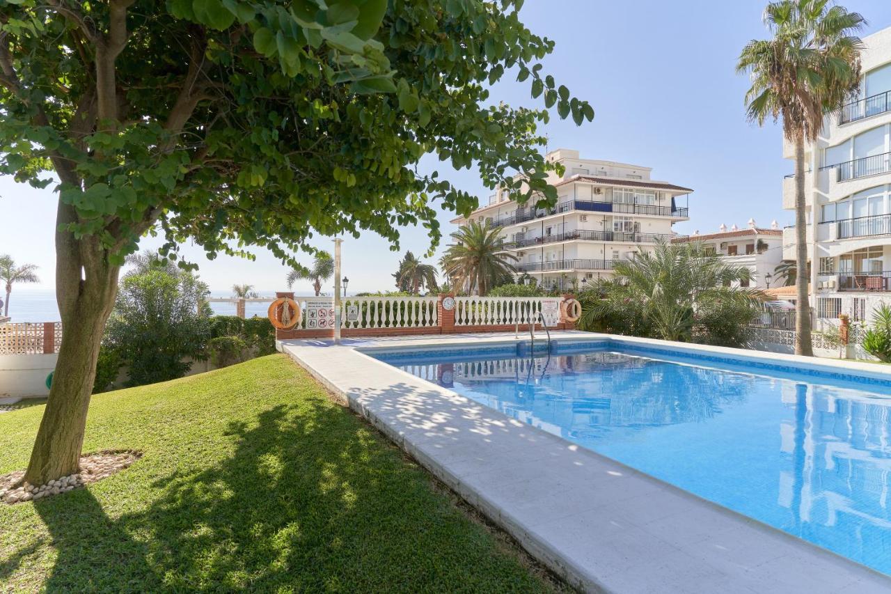 Carabeo 23- Acceso A La Playa Apartment Nerja Ngoại thất bức ảnh