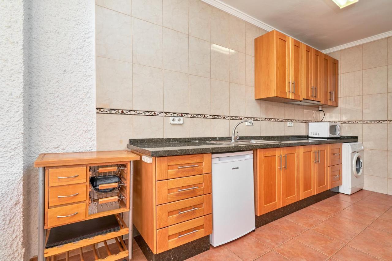 Carabeo 23- Acceso A La Playa Apartment Nerja Ngoại thất bức ảnh